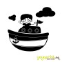 Pegatina de barco infantil con niño marinero. Decora la pared de los cuartos infantiles con motivos náuticos.